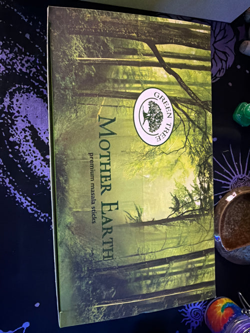 5 Gr each Green Tree Incense 15 Gr - Mother Earth