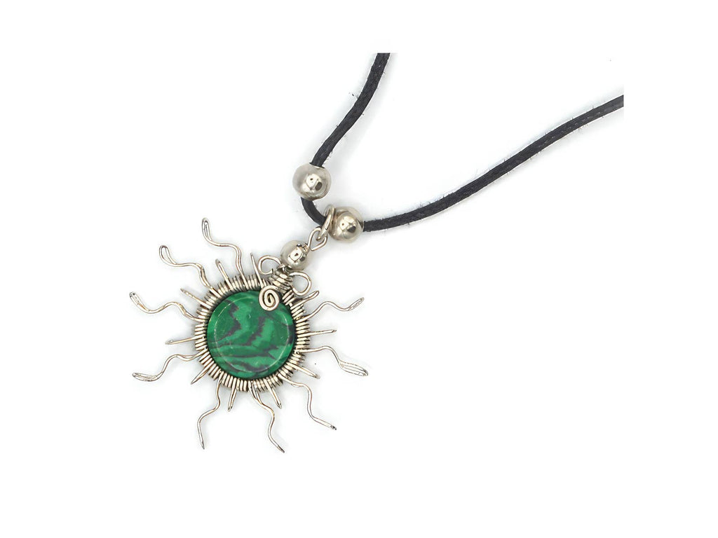 SUN SHAPED SEMI PRECIOUS STONE PENDANT