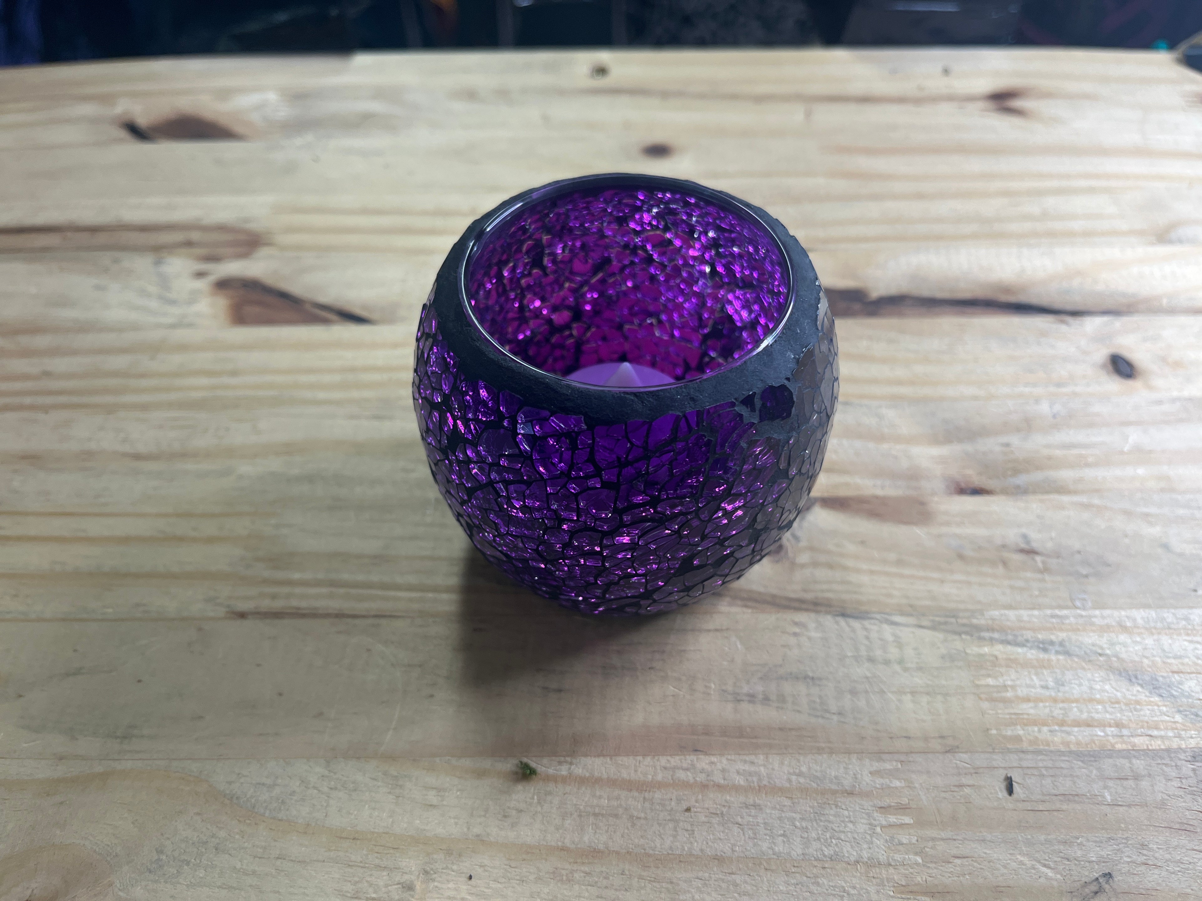 Purple crystallized glass led light holder